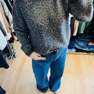 Pull imprimé léopard Santigold