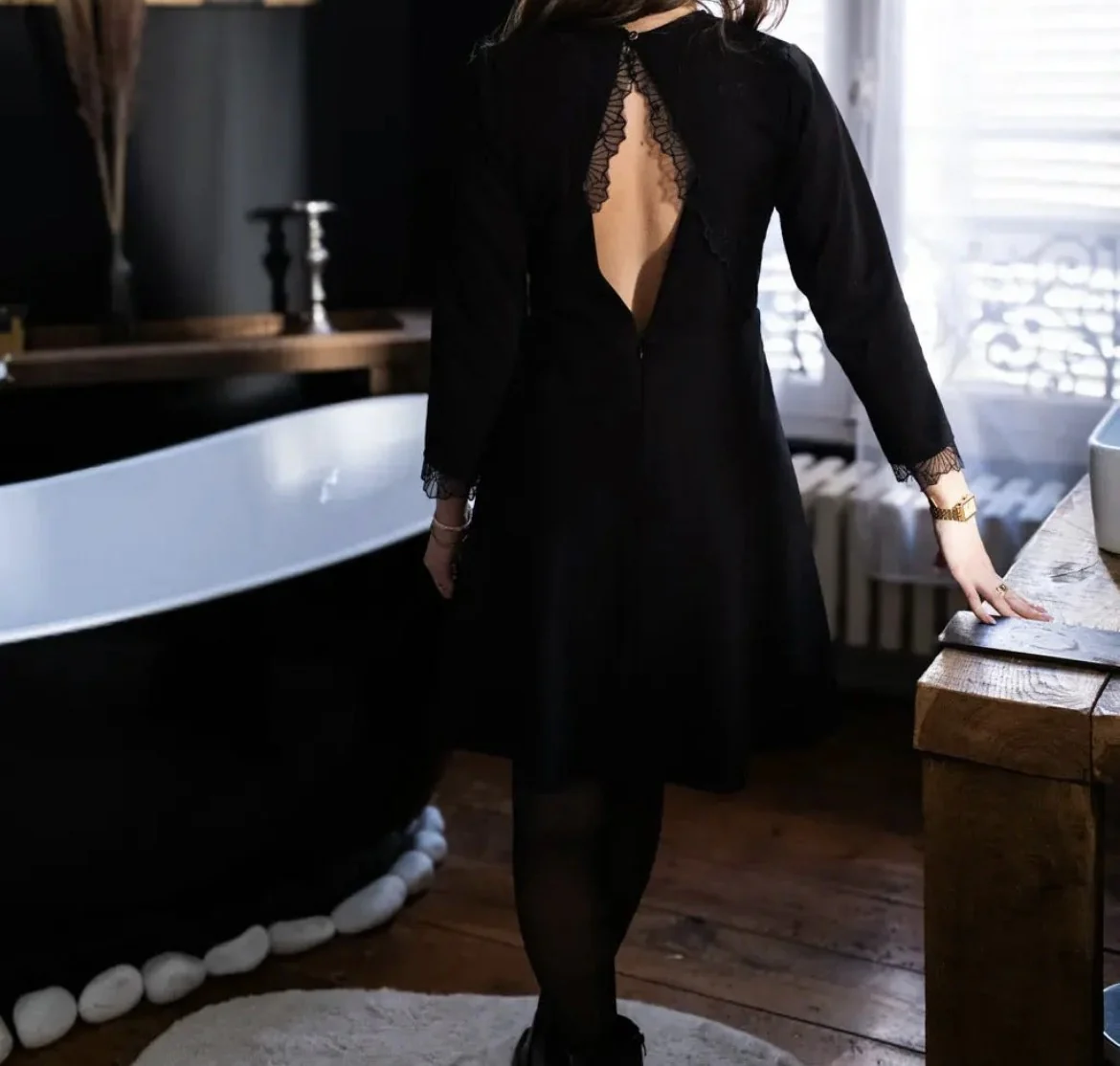 Robe noire Adèle
