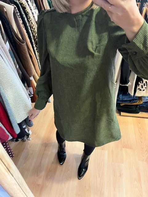 Robe en velours côtelé kaki Elina