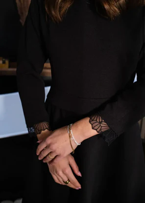 Robe noire Adèle